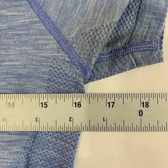 Lululemon Swiftly Tech Short Sleeve Tee 8 Heathered Blue Workout Gym *flaw - Picture 7 of 8